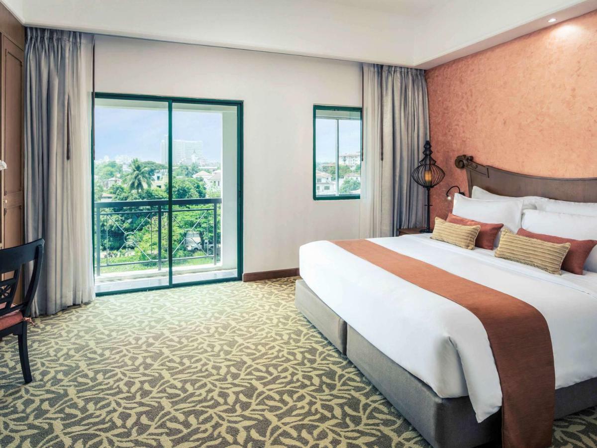 Mercure Yangon Kaba Aye מראה חיצוני תמונה